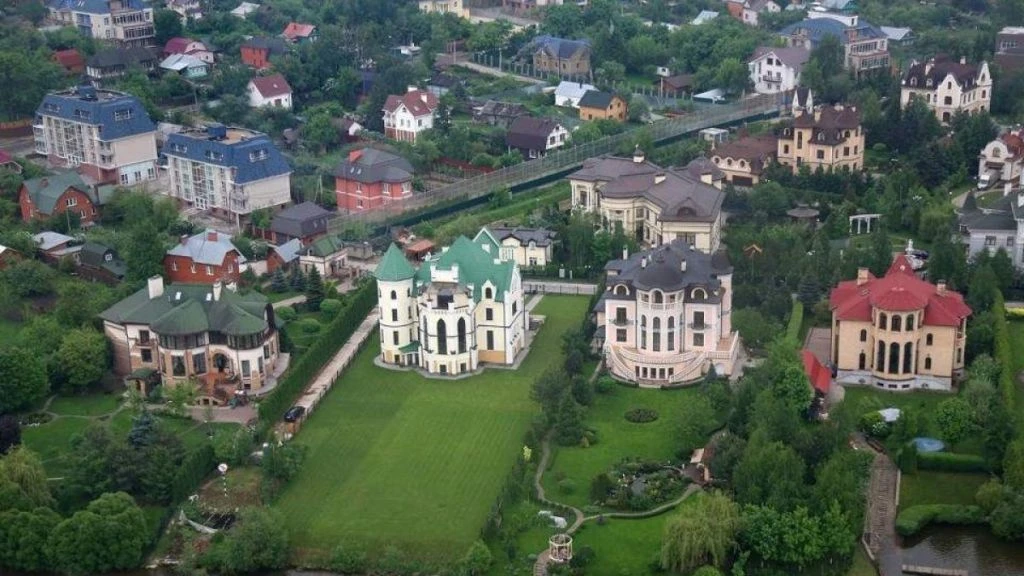 Рубльовка замість влади: як Янукович, Асад та інші вигнанці стали заручниками Кремля