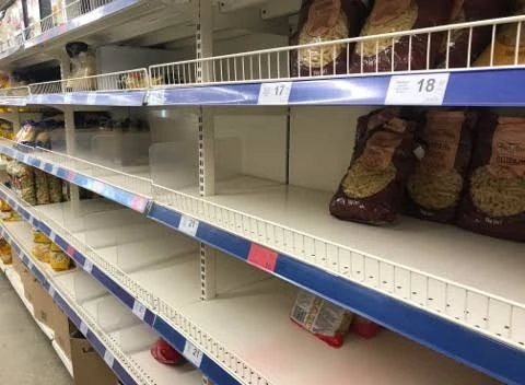 Продукти можуть зникати з полиць: у ЦПД пояснили, чи готувати запаси