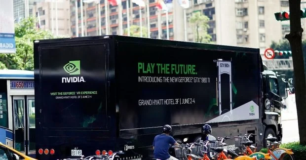 Злодії викрали причепи з логотипом Nvidia: замість дорогої техніки знайшли 18 тонн піску